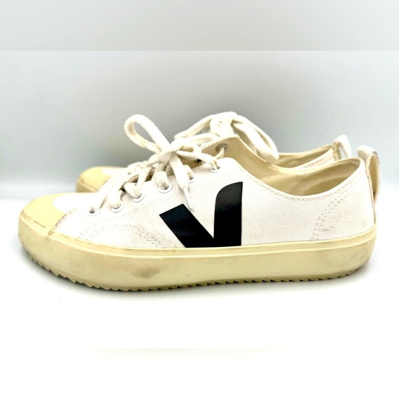 Veja Sz 39 Nova Low Canvas Sneakers - Picture 2 of 6